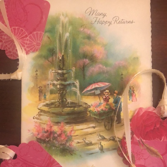 Birthday 🥳 Card (Vintage Card) with three new Gift 🎁 Tags - Picture 10 of 15